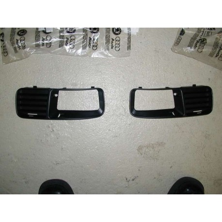 Grille de Pare Chocs G Volkswagen VW POLO99-01