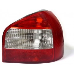 Feu arrière droit (Côté passager) Audi A3 00-03