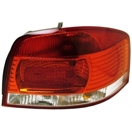 Feu arrière droit (Côté passager) Audi A3 03-08 3trg + Sportback