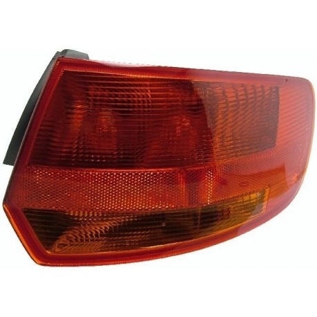Feu arrière droit (Côté passager) Audi A3 03-08 3trg + Sportback