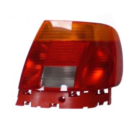 Feu arrière droit (Côté passager) Audi A4 94-98