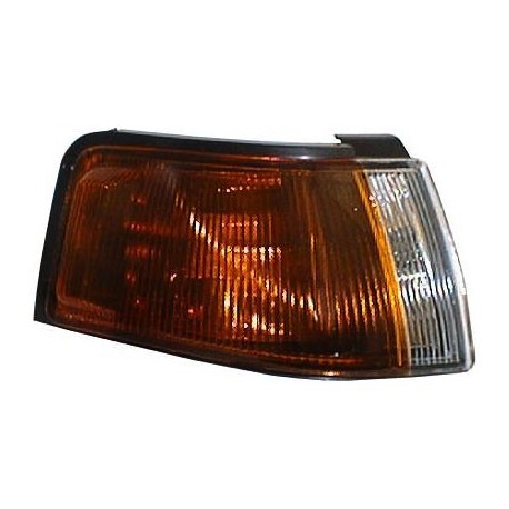 Feu d'encombrement droit (Côté passager) Mazda 323 Hatchback 89-94