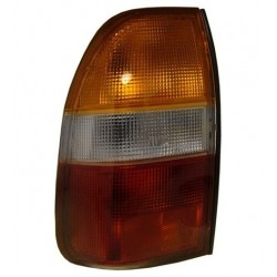 Feu arrière gauche (Côté conducteur) Mitsubishi L200 96-06