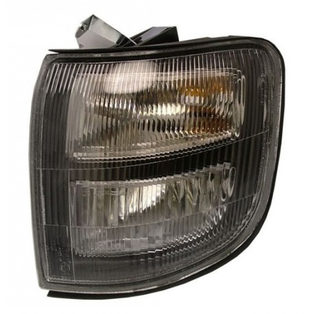 Feu d'encombrement gauche (Côté conducteur) Mitsubishi Pajero II 97-00