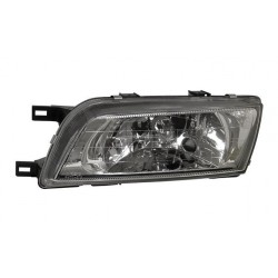  Phare Gauche ALMERA. 