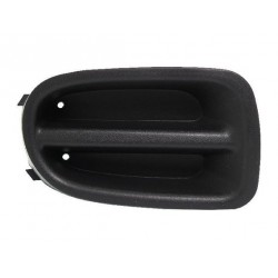 Enjoliveur phare projecteur antibrouillard droit (Côté passager) Nissan Almera N16 00-02 (3 / 4 / 5 portes)