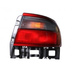 feu Arrière D CARINA E92-96 sans homolog. E