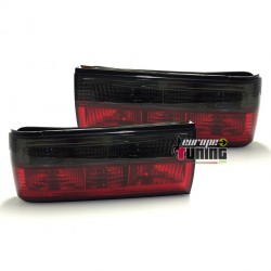 Paire de feux Rouges / Noirs BMW E30 phase 2 (12287)