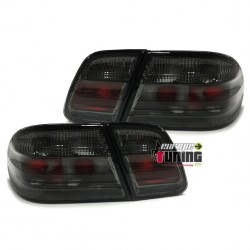 2-feux-tuning-noirs-pour-mercedes-w210-classe-e-12115
