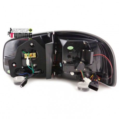 FEUX LED ROUGES FUMES TOUAREG 02-09 (03850)