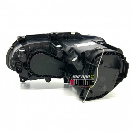 europe-tuning-phares-fond-noirs-pour-vw-touran-13031