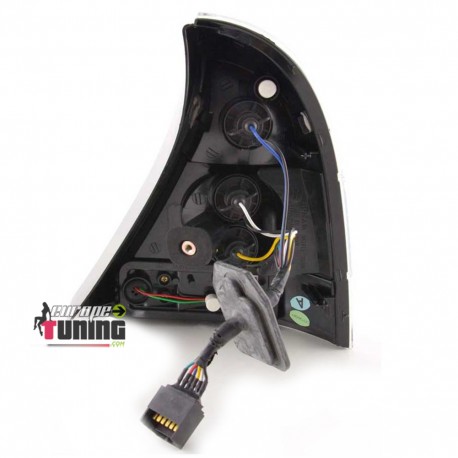 FEUX LED NOIRS POUR CLIO B 2001-2005 (03775)