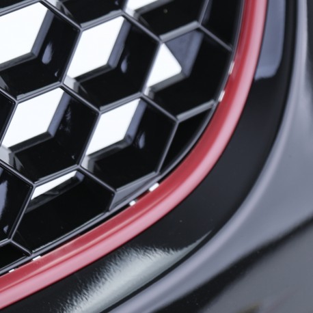 europe-tuning-calandre-sport-look-gti-pour-golf-5-13936