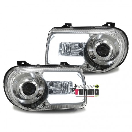 PHARES DEVIL EYES CHRYSLER 300C 04-11 (03399)