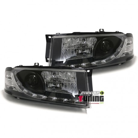 PHARES DEVIL EYES NOIRS SKODA OCTAVIA (00844)
