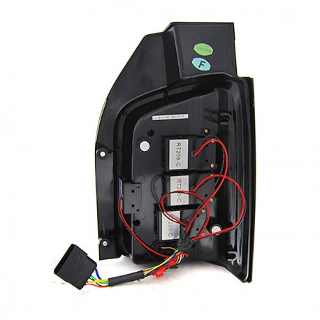 FEUX ROUGES FUMES FULL LED ET DYNAMIQUES VW T6 COFFRE 2 PORTES 2015-2019 (06201)