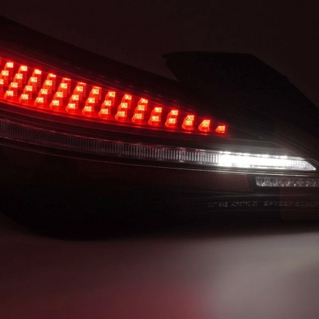 FEUX NOIRS FUMES FULL LED ET DYNAMIQUES MERCEDES CLA C117 2013-2016 OEM AMPOULES (06225)